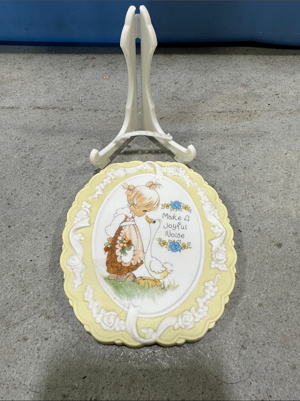 Precious Moments-'Make a Joyful Noise' Decorative Wall Plaque